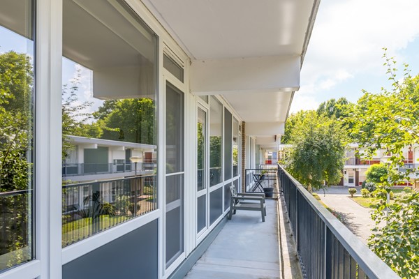 Foto - Verkocht onder voorbehoud: In het geliefde Welten ligt dit goed onderhouden en instapklare appartement met 3 slaapkamers, open keuken en twee balkons. 